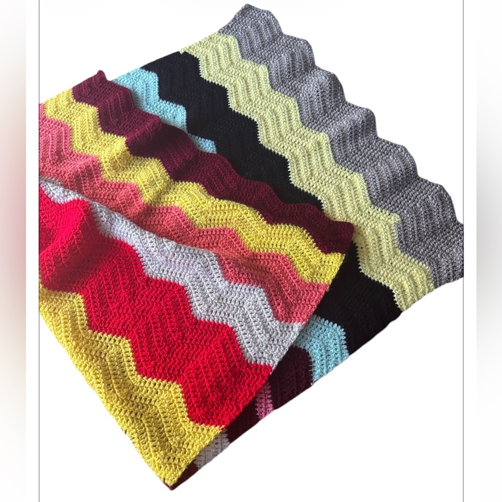 Multi Colored Chevron Knitted Throw Blanket Hippie Boho Decor Heavy & Cozy Retro